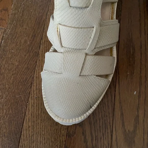 Miss selfridge shoe sz 8 - Picture 4 of 5